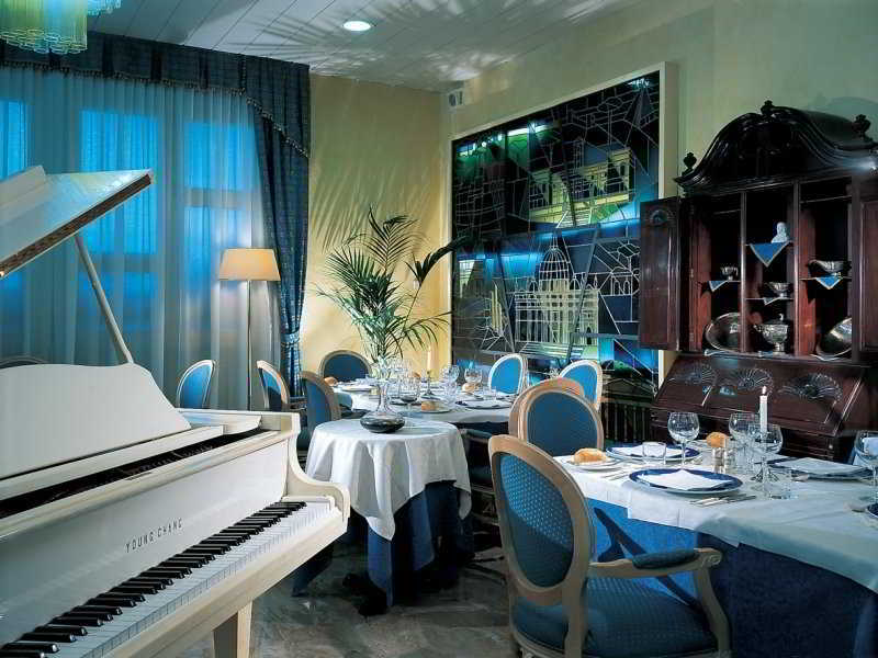 אבנו טרמה Hotel Terme Roma מראה חיצוני תמונה